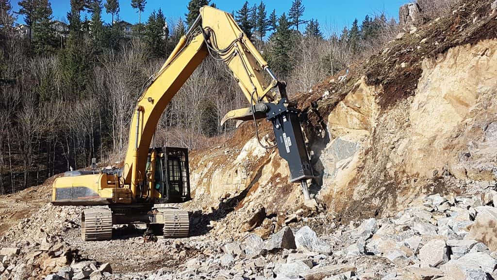 Xcentric Ripper vs. Hydraulic Hammer: Which Attachment Performs Best in ...