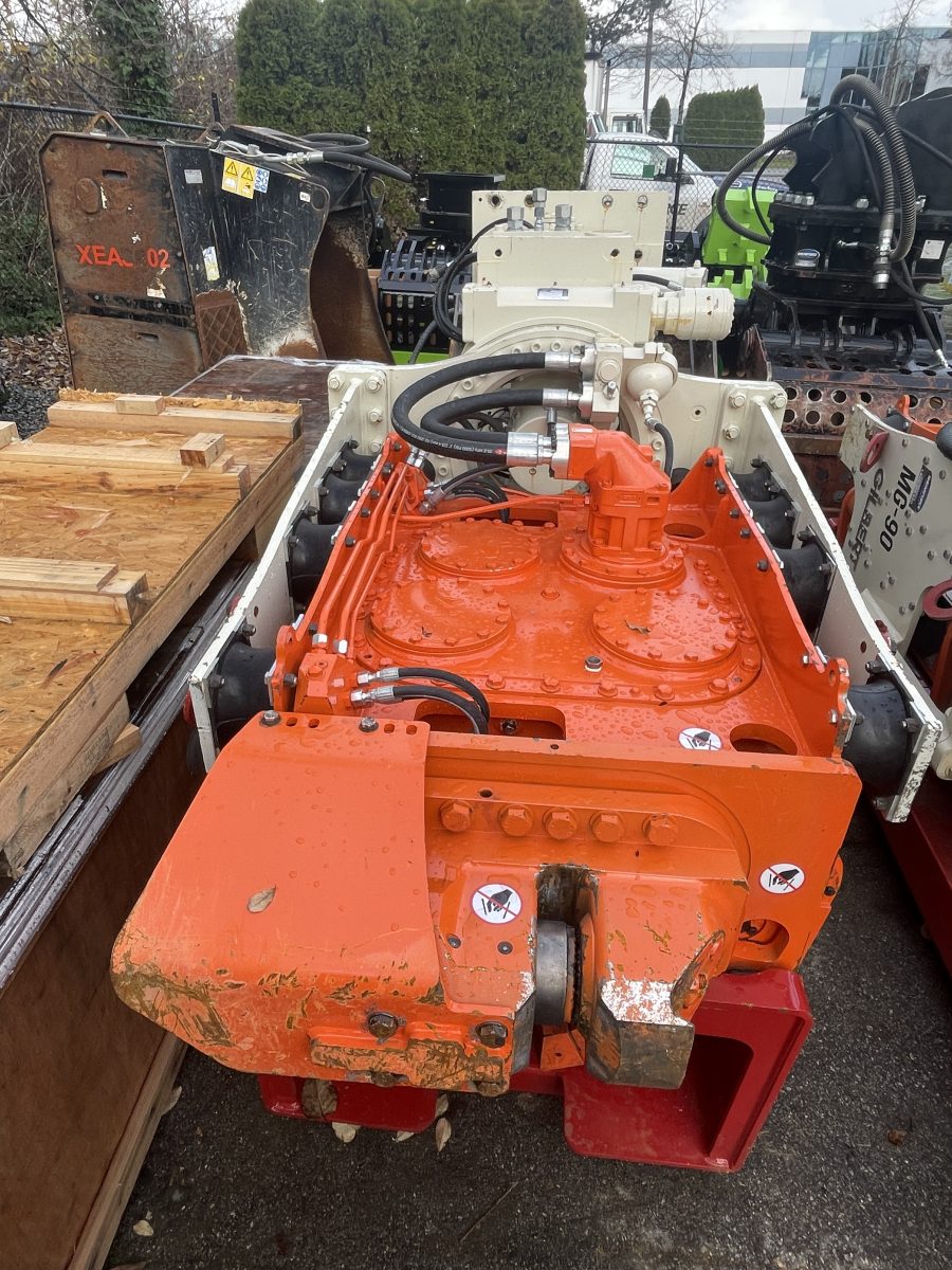 used Gilbert Grizzly MG-90 Pile Driver for sale