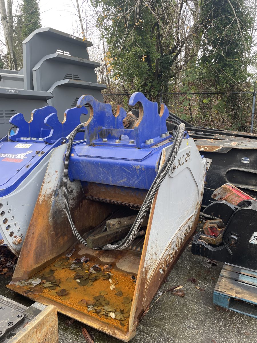 Used Xcentric XC29 Crusher Bucket for sale